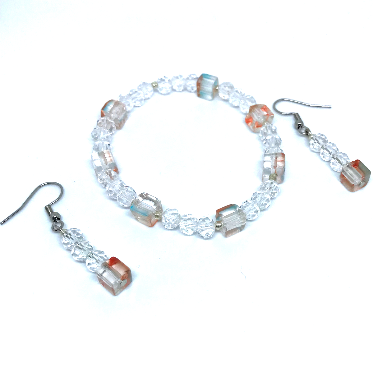 Conjunto Exclusivo de Pulseira e Brincos com Cristais Dadinho e Facetado