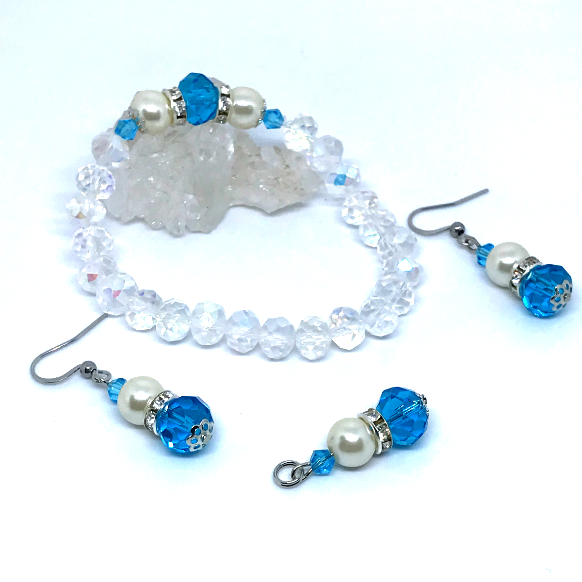 Conjunto Luxo com Pulseira,Pingente e Brincos em Inox com Cristais e Perola