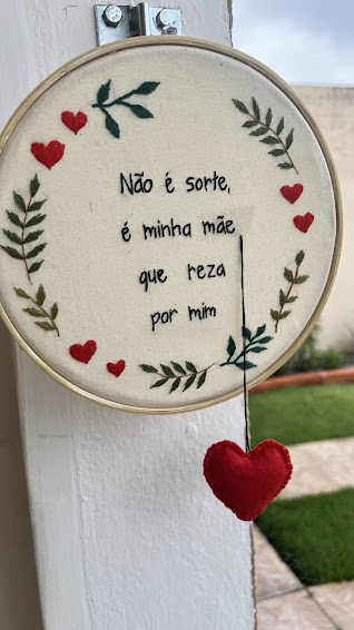 Religiosos - Minha mãe reza por mim - bordado