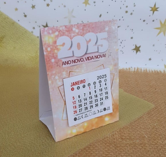 Mini Calendário 2026 de Mesa Personalizado