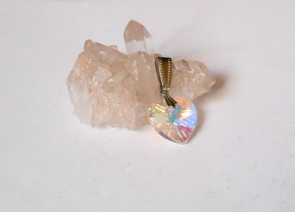 Pingente com Cristal aurora boreal coração e aço inox