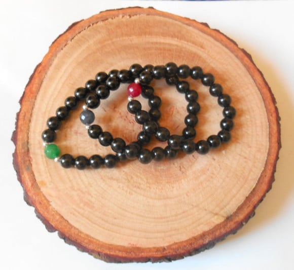 Trio Pulseira Japamala negra 21 contas e jades