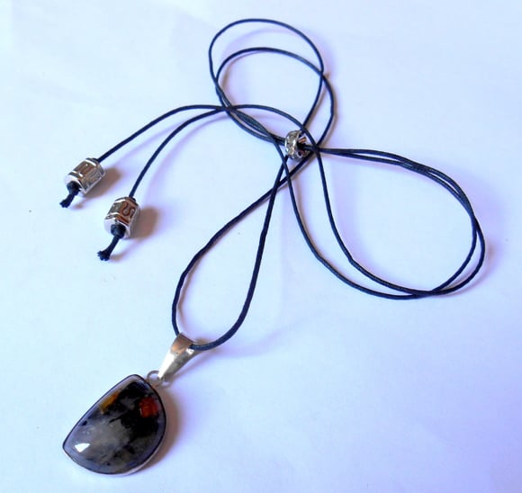 Cordão colar com pingente ágata ajustável shoker