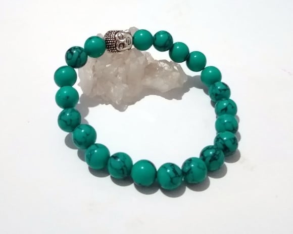 Pulseira Japamala 21 contas howlita azul Esverdeada
