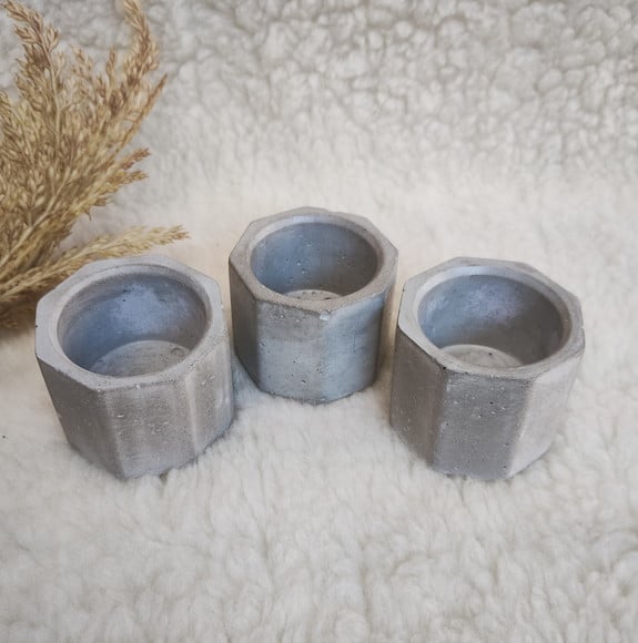 Vasinho de Concreto Hexagonal 4,50 x 5,30cm para velas ou plantas cactos e suculentas