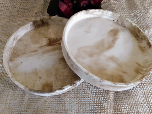 Bandeja Redonda 17cm em Concreto Marmorizado - Marrom