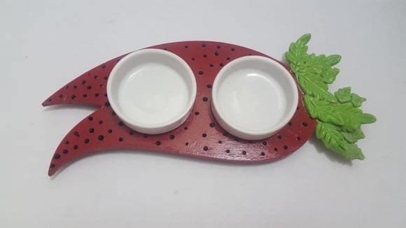 K1262-petisqueira em mdf Formato de Morango Pintada a Mão
