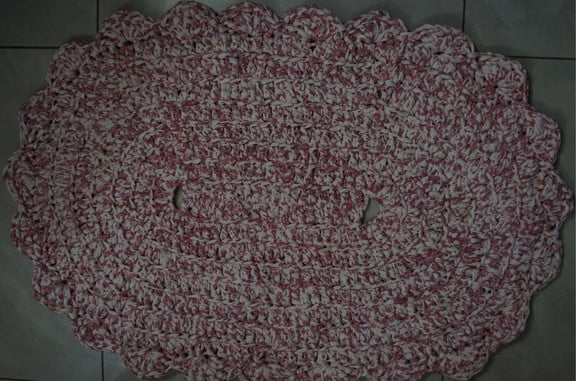 Tapete Oval de croche em fio de malha - tapmaoval031