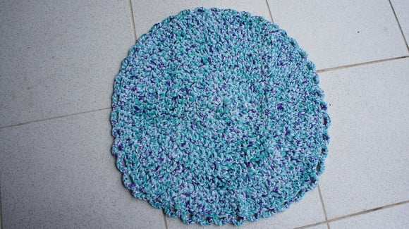 Tapete Redondo de fio de malha em croche tapmared016