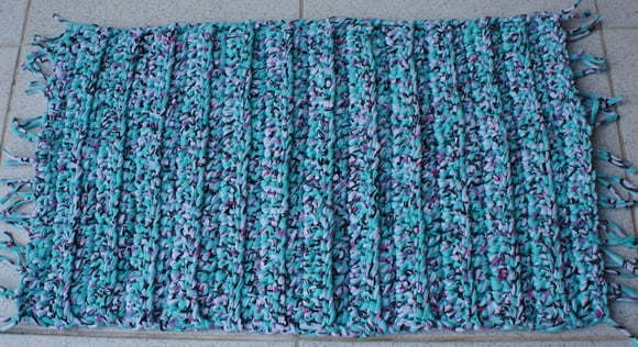 Tapete em croche - fio de malha - tapmaret025