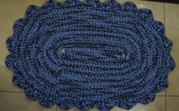 Tapete Oval de croche em fio de malha - tapmaoval024