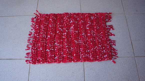 TAPETE ROSA ESC.RETANGULAR EM FIO DE MALHA - TAPMARET016-017