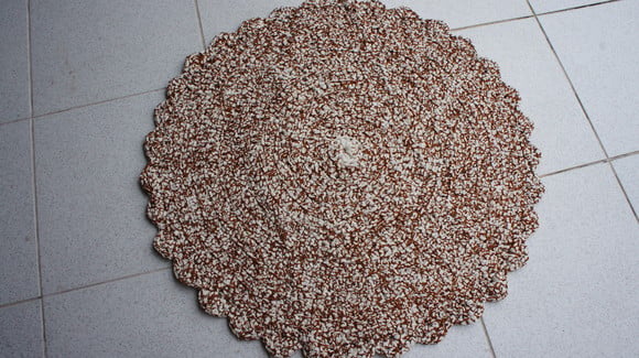 Tapete Redondo de Fio de Malha em Croche Tapmared023