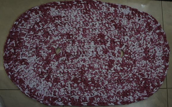 Tapete Oval de Croche em Fio de Malha - Tapmaoval026