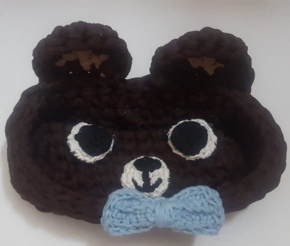 Porta Oculos de Mesa - Ursinha em Croche- Portoculos019