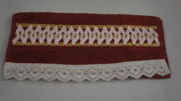 Toalha para Lavabo - bordada com fita cetim- Toalhalavabo010