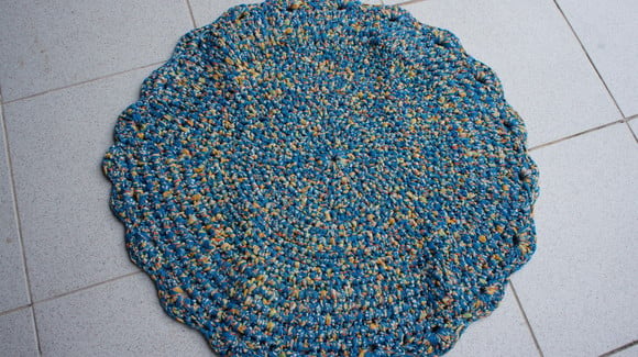 Tapete Redondo de Croche em Fio de Malha - Tapmared015