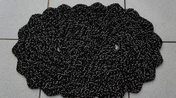 Tapete Oval de croche em fio de malha - tapmaoval004