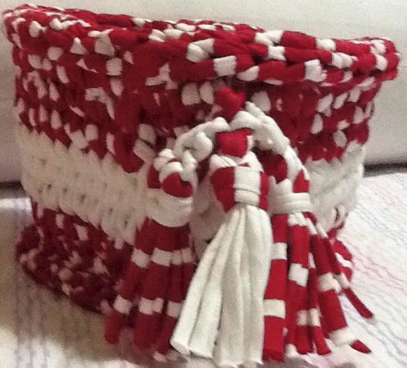 Cesto de Croche em Fio Malha Coração - Cesmal007