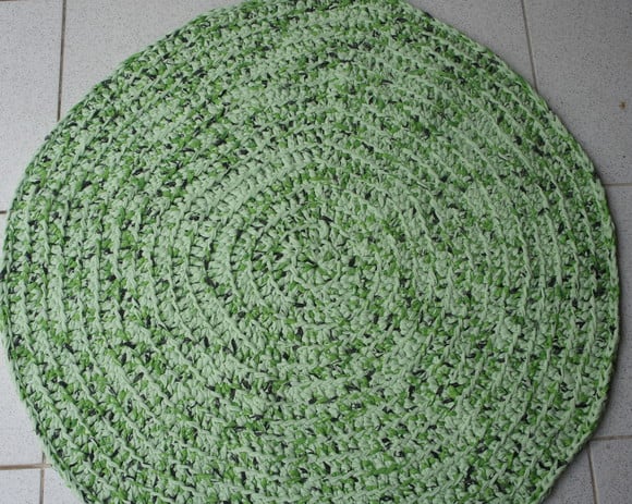 Tapete Redondo de Croche em Fio de Malha - Tapmared043