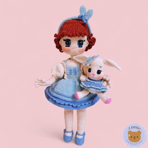 Boneca de Crochê Ruby e Coelhinha Amigurumi