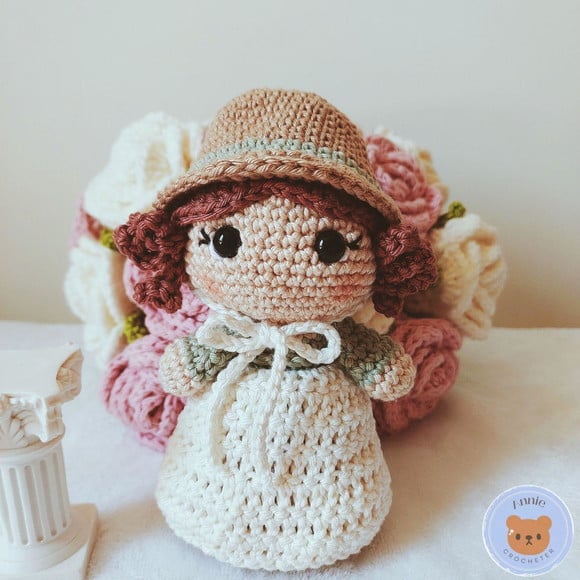 Boneca de Crochê Elizabeth Bennet (Lizzy) Orgulho e Preconceito