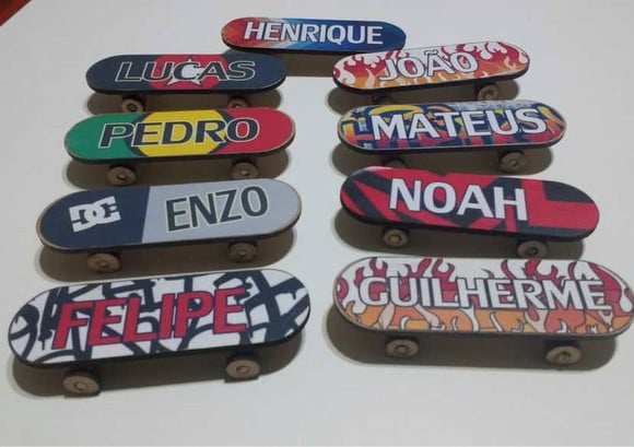Skate Mini em mdf com Nome 10cm