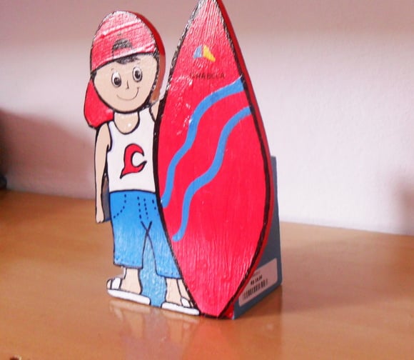 Porta lápis de surfista