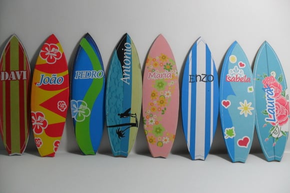 Pranchas de MDF com nome
