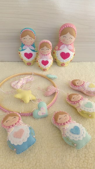 Kit Trio de Bonecas Matrioska com Móbile de Berço para quarto de bebê