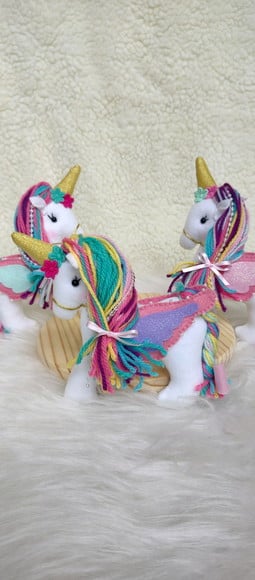 Kit 10 Unicórnios em Feltro para Decoração de Festa infantil
