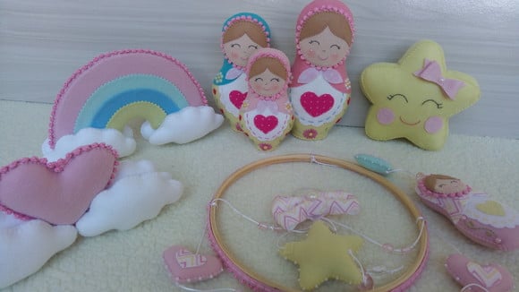 Kit Completo Matrioska com Decoração, Móbile e Lembrancinhas