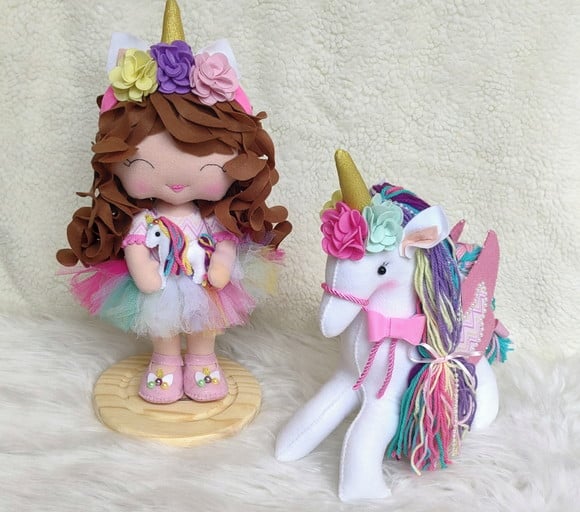 kit tema unicórnio Boneca Ondulada com Unicórnio para Decoração Infantil