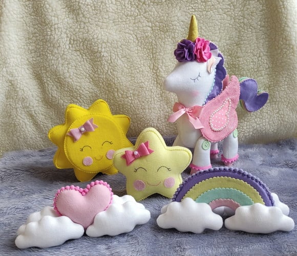 Kit Decoração Unicórnio em Feltro para cenário Festa Infantil